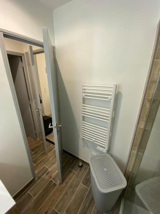 Super Appartement T3 Proche Gare Sens Eksteriør billede