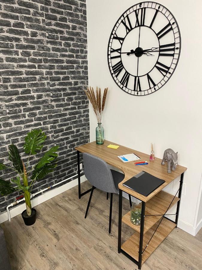 Super Appartement T3 Proche Gare Sens Eksteriør billede